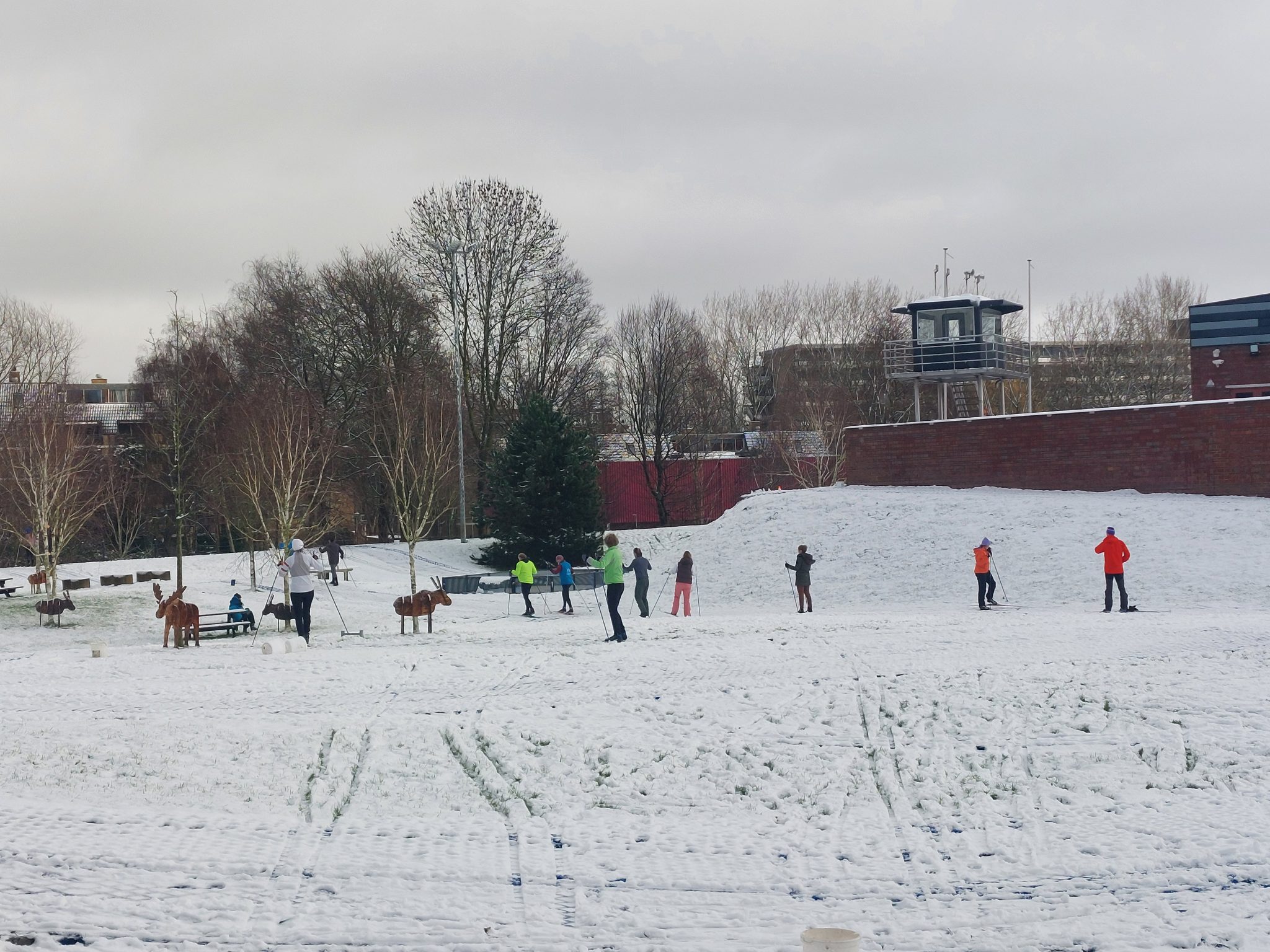 Sneeuwballen en oliebollen op de baan